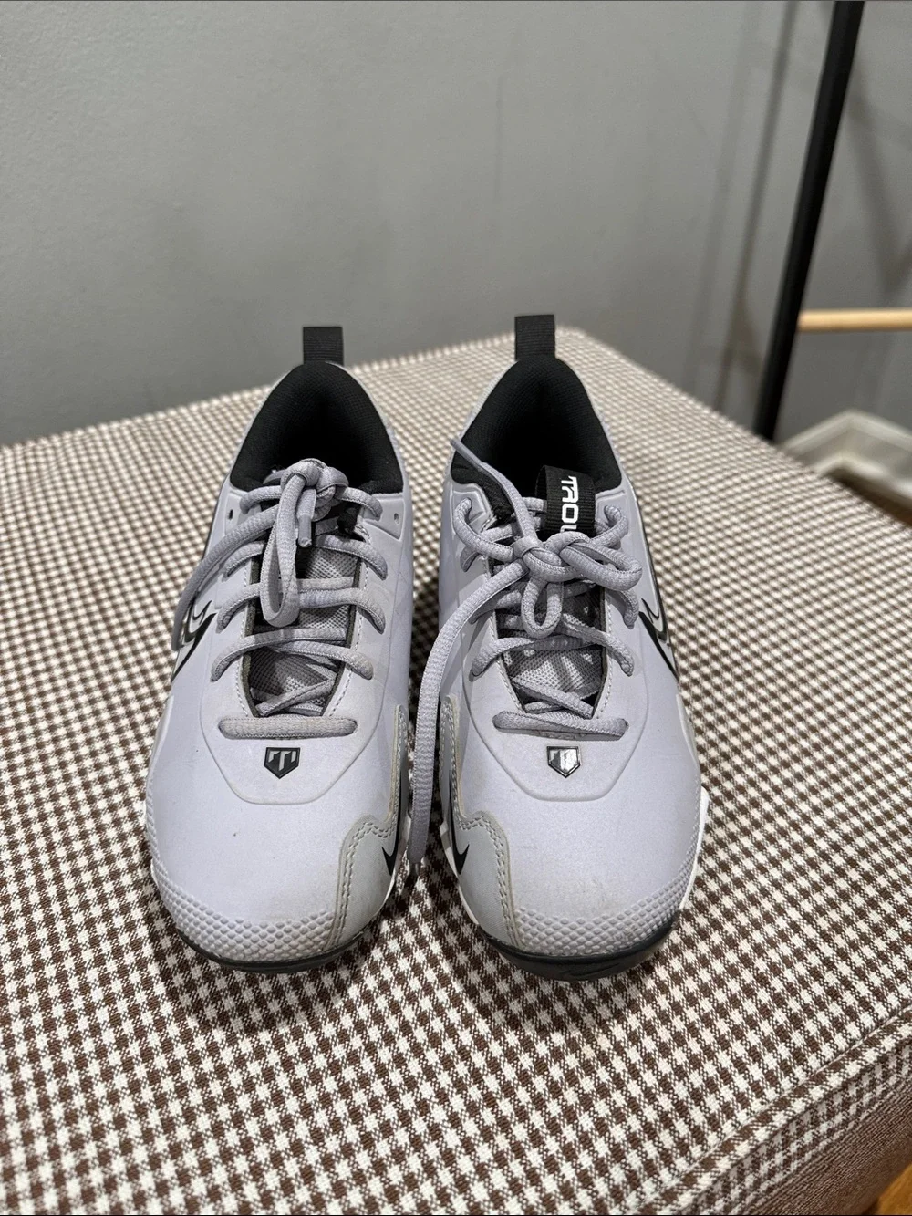 Nike Trout Kids Gray and Black baseball Cleats